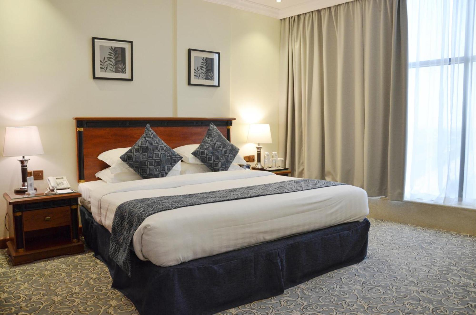 Crown Tower Hotel Jubail Bagian luar foto