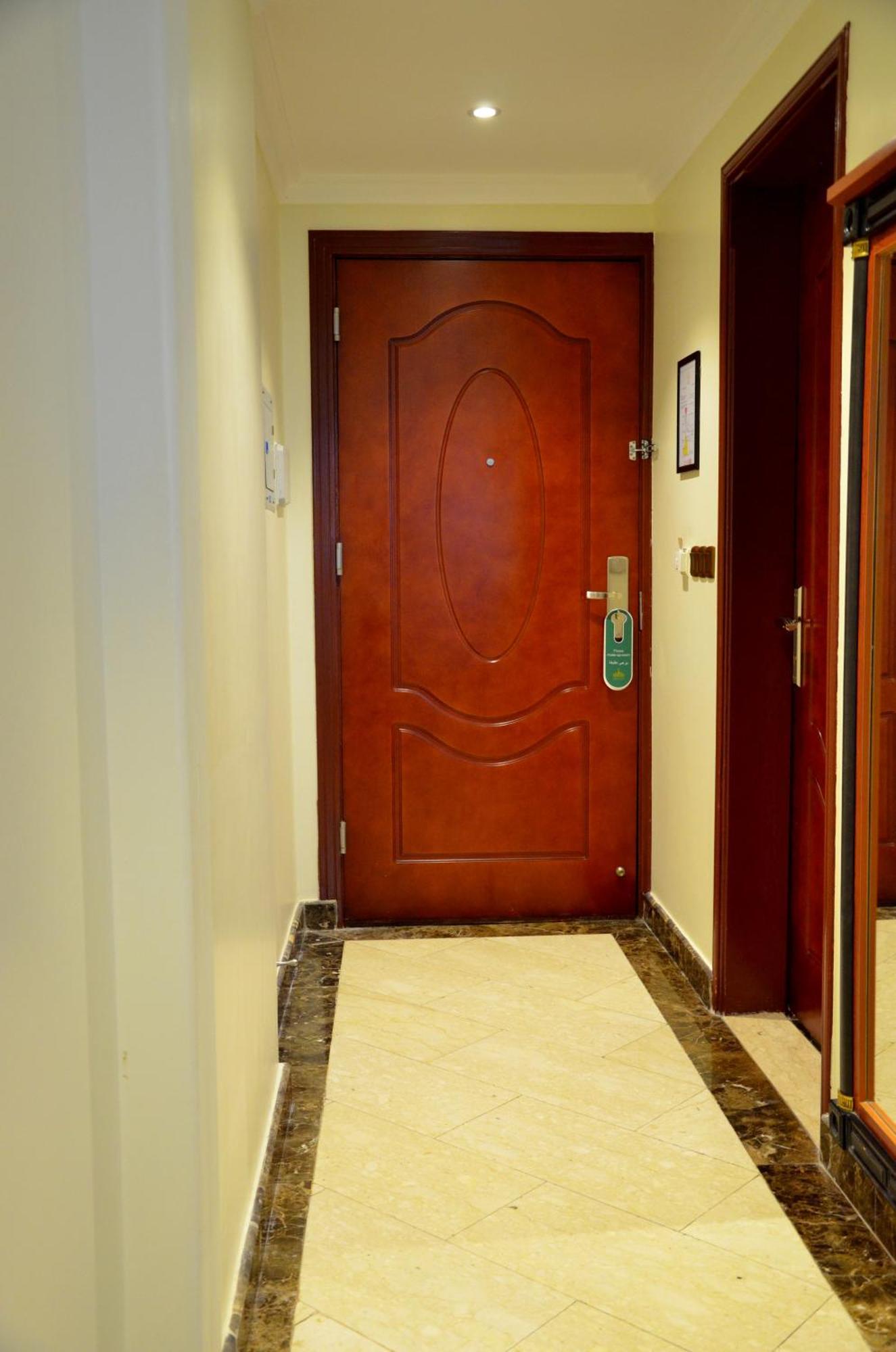 Crown Tower Hotel Jubail Bagian luar foto